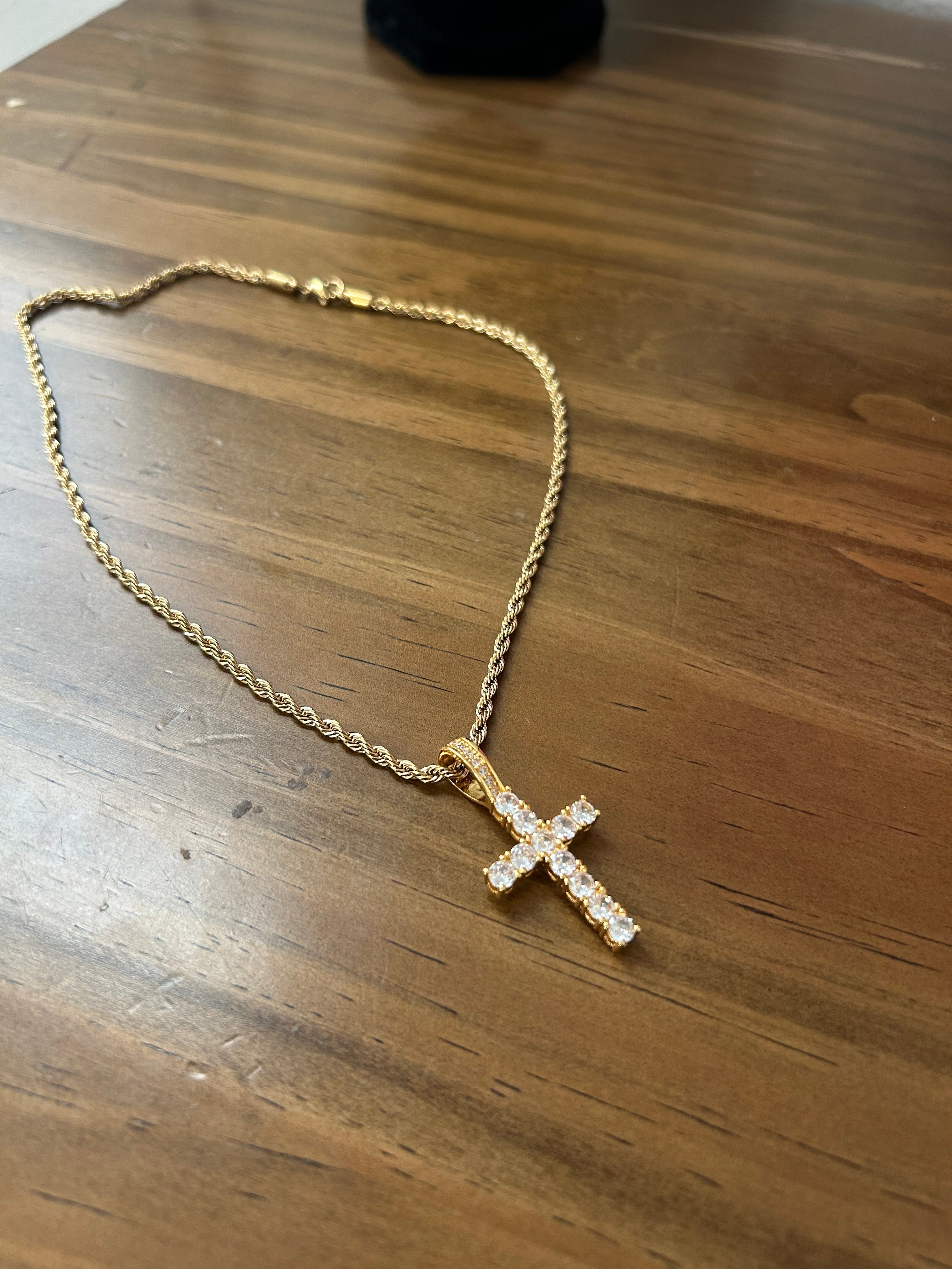 18 Inch Gold Necklace With a Gold and Diamond Cross Pendent